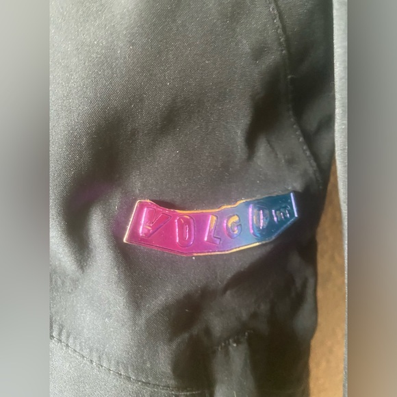 Volcom Gortex Snow Jacket - Picture 5 of 7